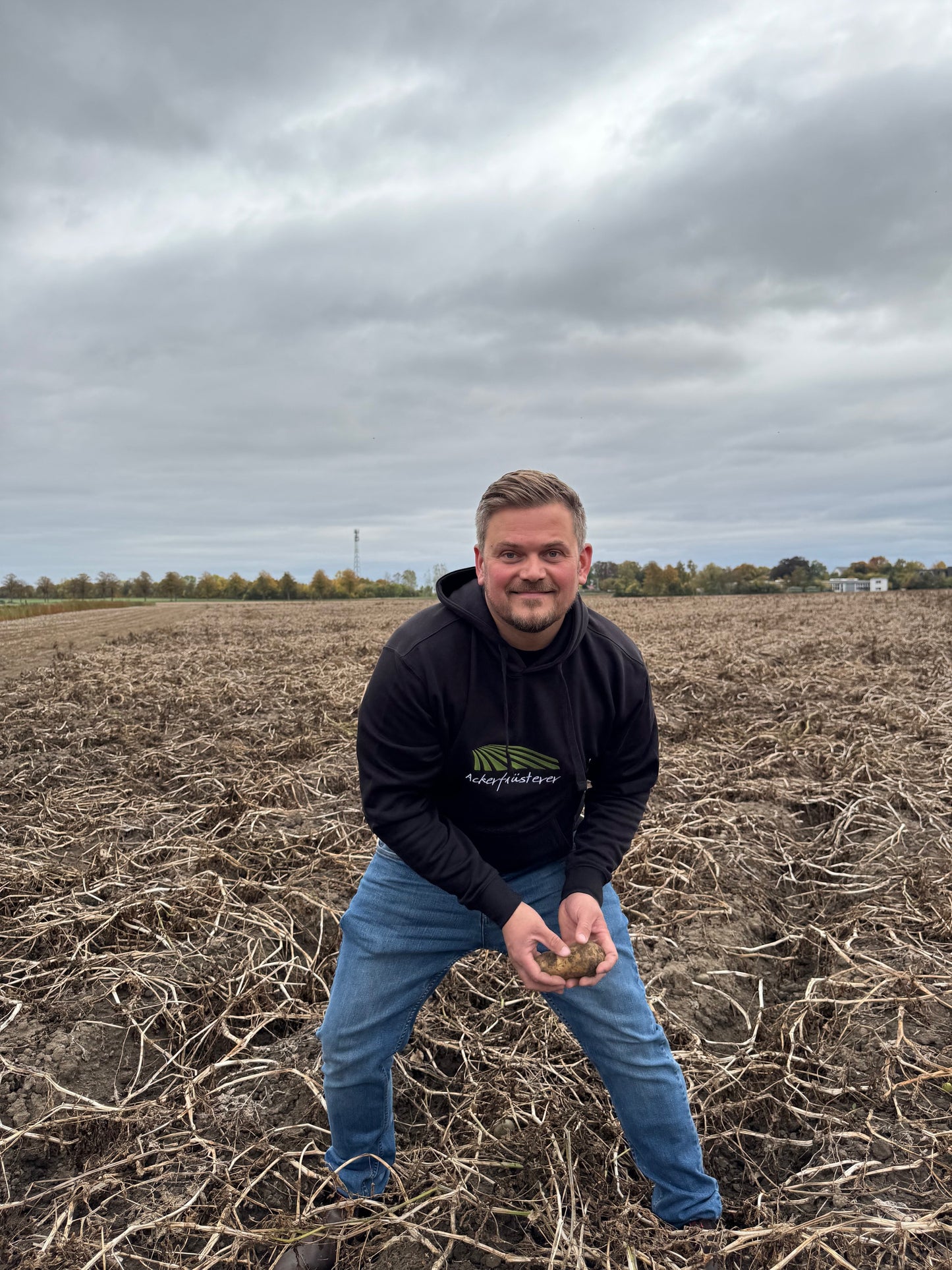 Hoodie "Ackerflüsterer" schwarz